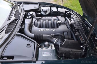 Jaguar XK8 - 20