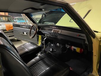 1968 Dodge Coronet R/T - 20