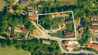 Historický statek s krásnými interiéry - 20