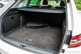 Škoda Superb Combi 2.0 TDI Business DSG - 20
