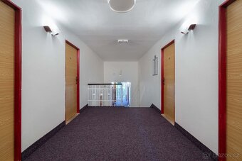 Na Prodej hotel, 29 pokoje, Bazén s teplou vodu, restaurace, - 20