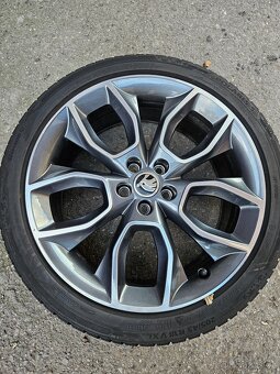 Škoda Scala 1.6Tdi 85Kw, DSG, MONTE CARLO, Velvet červená me - 20