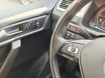 VW Caddy Maxi Comfortline 2.0TDI 110kW 5-míst Webasto Tažné - 20