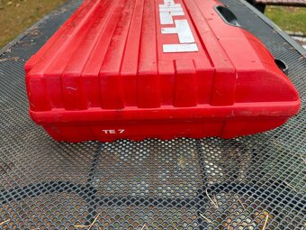 4 kufry HILTI na elektrické nářadí - 20