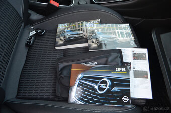 PRODÁM OPEL ASTRA 1.5D COMBI INOVATION MAX.VÝBAVA - 20