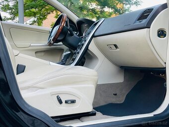 Volvo XC60 2.4 D5 AUTOMAT KAMERA GEARTRONIC VÝHŘEV SERVISKA - 20