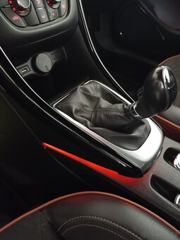 Opel Cascada 1,6 Turbo 147 KW - 20