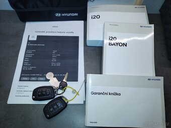 Hyundai i20 1.2 benzín, 56000km, TRIKOLOR PREMIUM PLUS - 20