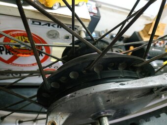 Díly Kawasaki klx -kl 250 - 20