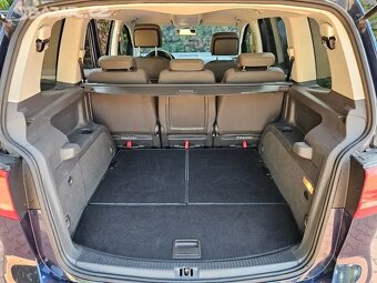 VW Touran 2.0TDI 103W,1.Majitel,7.Míst,Xenon,Tažné,Match. - 20