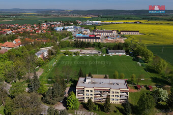 Prodej bytu 4+1, 85 m², Hostomice, ul. Dobříšská - 20