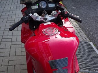 Honda VFR 800 VTEC - 20