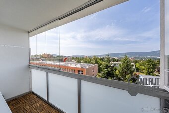 Nadstadardní 4+kk, 86 m2, poslední patro, Liberec, Sametová  - 20