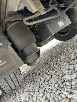 Mercedes-Benz Sprinter - odťahový špeciál so spaním a príves - 20