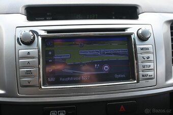 Toyota Hilux 3,0 D 4D DoubleCab Executive aut. 126kw - 20