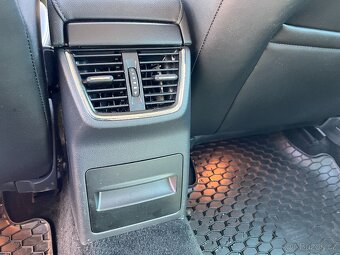 ŠKODA OCTAVIA 2.0 TDI 110 kW COMBI, DSG - 20