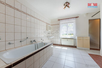 Prodej rodinného domu, 326 m², Stříbrná - 20