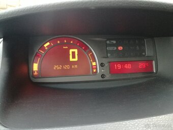 Renault Grand Modus 1.5 dci 76 kw FAP Dynamique Lux Panorama - 20
