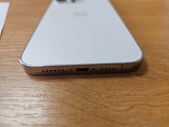 iPhone 13 Pro Max 256Gb Silver s bohatým příslušenstvím TOP - 20