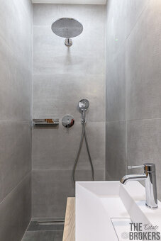 Prodej bytu 3+KK, 105 m² – Pernerova, Karlín - 20