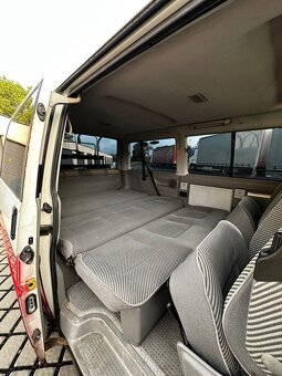 Volkswagen Multivan T4 2,5TD 75 kW - 20
