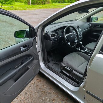 Ford Focus 1.6 74kw,poctivych 171tkm,klima - 20