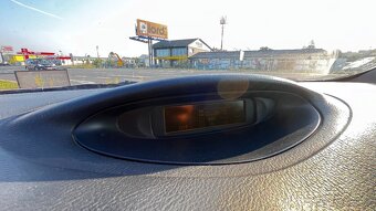 Citroen C5 2.0 HDi 100kw,2005, najeto cca 430 000 - 20