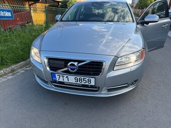 VOLVO S80 2.4 D5 RV. 2011 MANUÁL TAŽNÉ,KŮŽE - 20