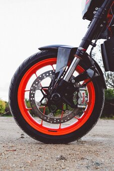 KTM Duke 690R 2017 A2 35kw - 20