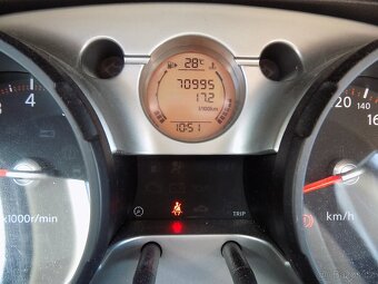 Nissan Qashqai 1.6I 84 KW 1. MAJITEL ČR - 20