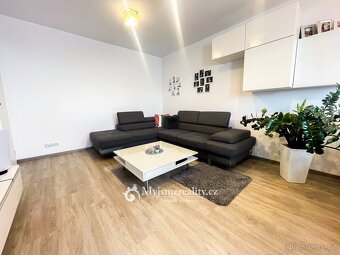 Prodej bytu s lodžií 3+1, 74 m2 - Znojmo, ul. Pražská - 20