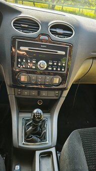 Ford Focus II 1.6 74kW 2005 - 20