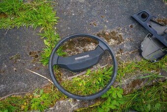 Různé díly ze Škody 105 model M - 20