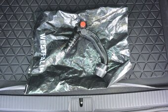 PRODÁM Volkswagen Passat 2.0TDi 4MOTION 176kW DPH - 20