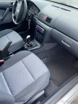 ŠKODA OCTAVIA 1 4X4 2.0 85KW 2003 COMBI - 20