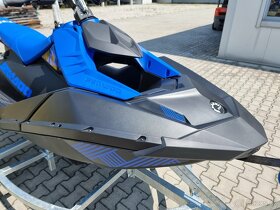 Sea - Doo SPARK TRIXX 900 HO ACE 3-up iBR 90hp modrá - 20