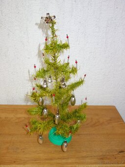 Starožitnosti a starý nábytek - 20