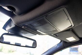 Jaguar XE - 20