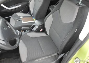 Peugeot 308 1,4 70 kW CZ Serviska KLIMA benzín - 20