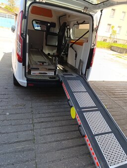Ford Transit Custom Sanitka - 20