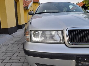 ŠKODA OCTAVIA SLX 1,8 i 20V, TOP STAV - 20