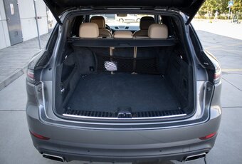 Porsche Cayenne 4x4 AT/8 - 20