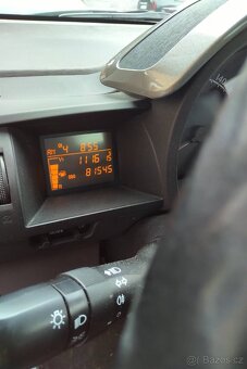Toyota iQ & Kožený interiér-výhřív., new Pneu, Brzdy, Olej - 20