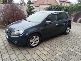 Golf VI 1.6 TDI 77kw perfektní stav style top - 20