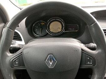 Prodám Renault Megane kombi 1.5DCI 78Kw r.v.2010 - 20