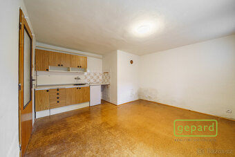 Dům v Tašovicích – prostor, klid a výhledy - 20