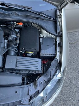VW GOLF 6 COMBI 1.6 TDI 4 MOTION EDITION MATCH/2013/ZÁVĚS - 20
