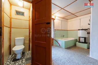 Prodej chalupy, 215 m² UP, 323 m² NP, Bochov-Sovolusky - 20