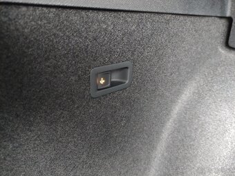 Cupra Formentor TSi VZ333 VIRTUAL MATRIX KAMERA TAŽNÉ MY25 - 20