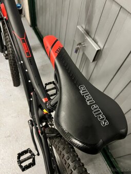 Carbonové kolo CUBE STEREO 140 C:62 Race 27,5 TOP STAV - 20